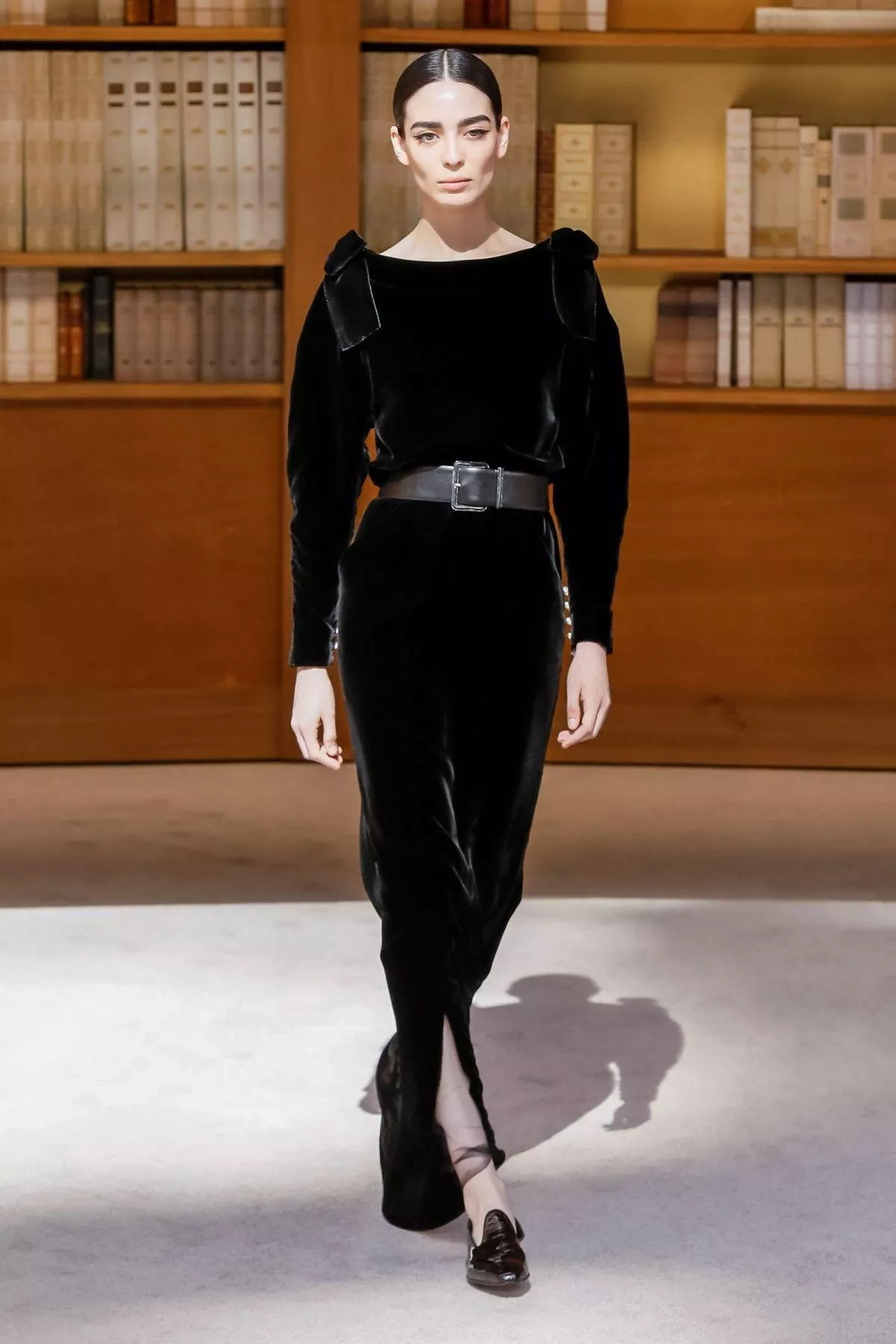 مجموعة Chanel للخياطة الراقية لخريف 2019: الطابع الشبابي يسيطر بخفّة وأنوثة منكّهاً بلمسة الدار الأيقونية