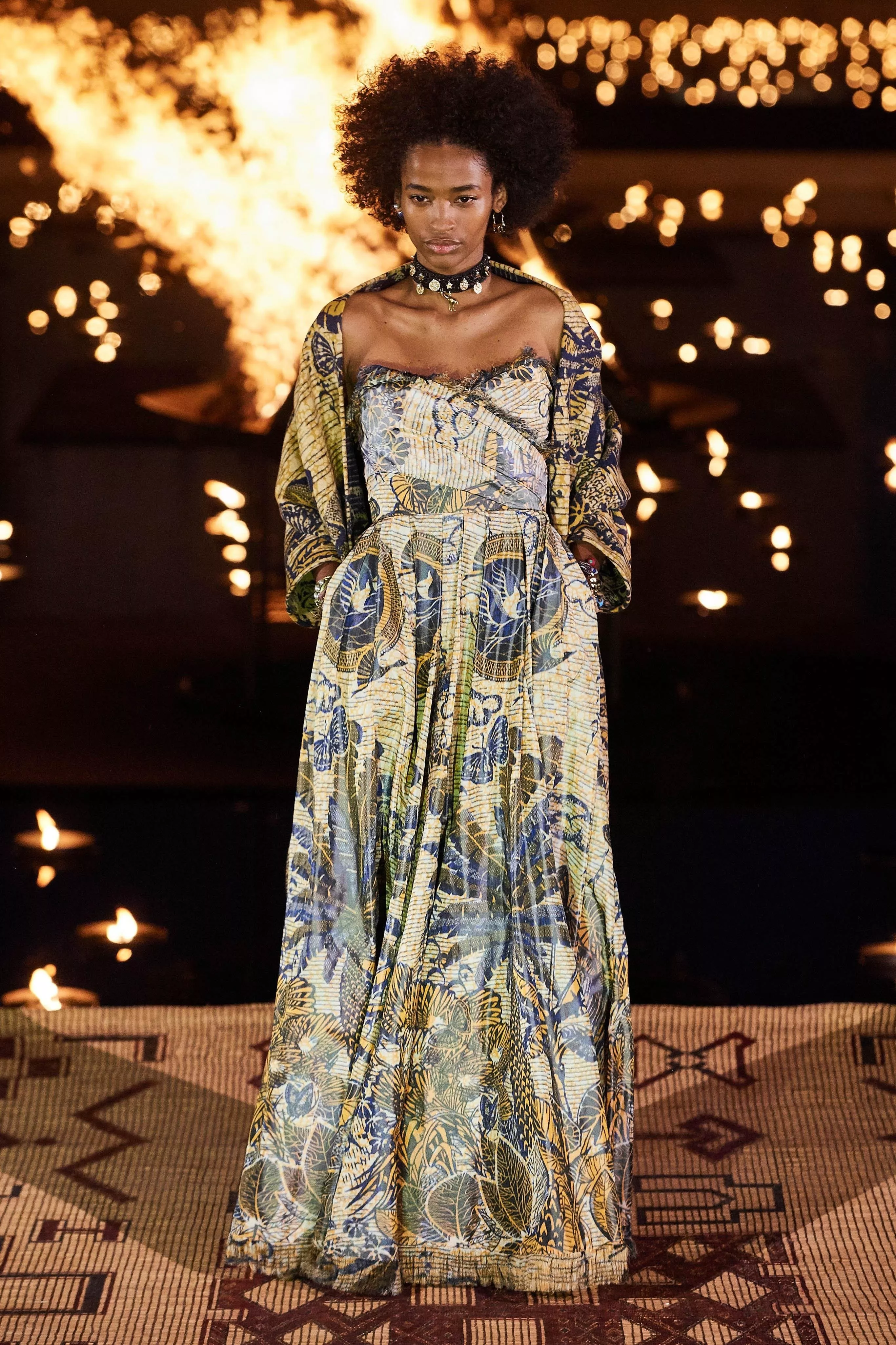 مجموعة Cruise 2020 من Dior: تصاميم مستوحاة من الحرفية المغربية والأفريقية أضاءت مدينة مراكش