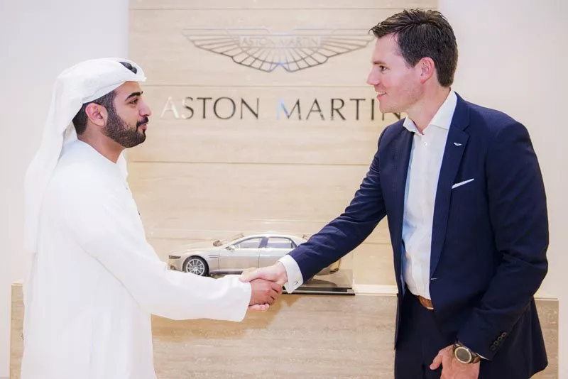 Aston Martin Lagonda تحتفل بافتتاح مركز التوزيع الجديد في أبوظبي