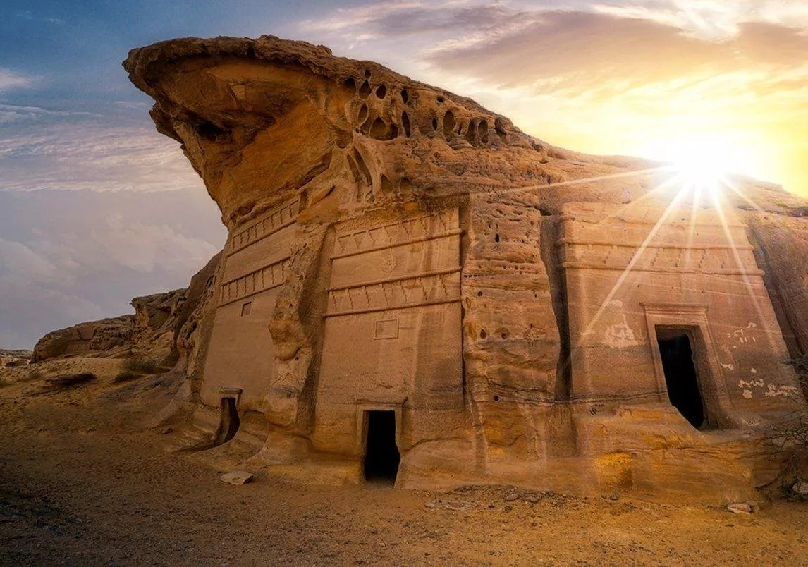 السياحة في السعودية: مدينة العلا... واجهة أثرية حضارية تعبر نحو السياحة العالمية