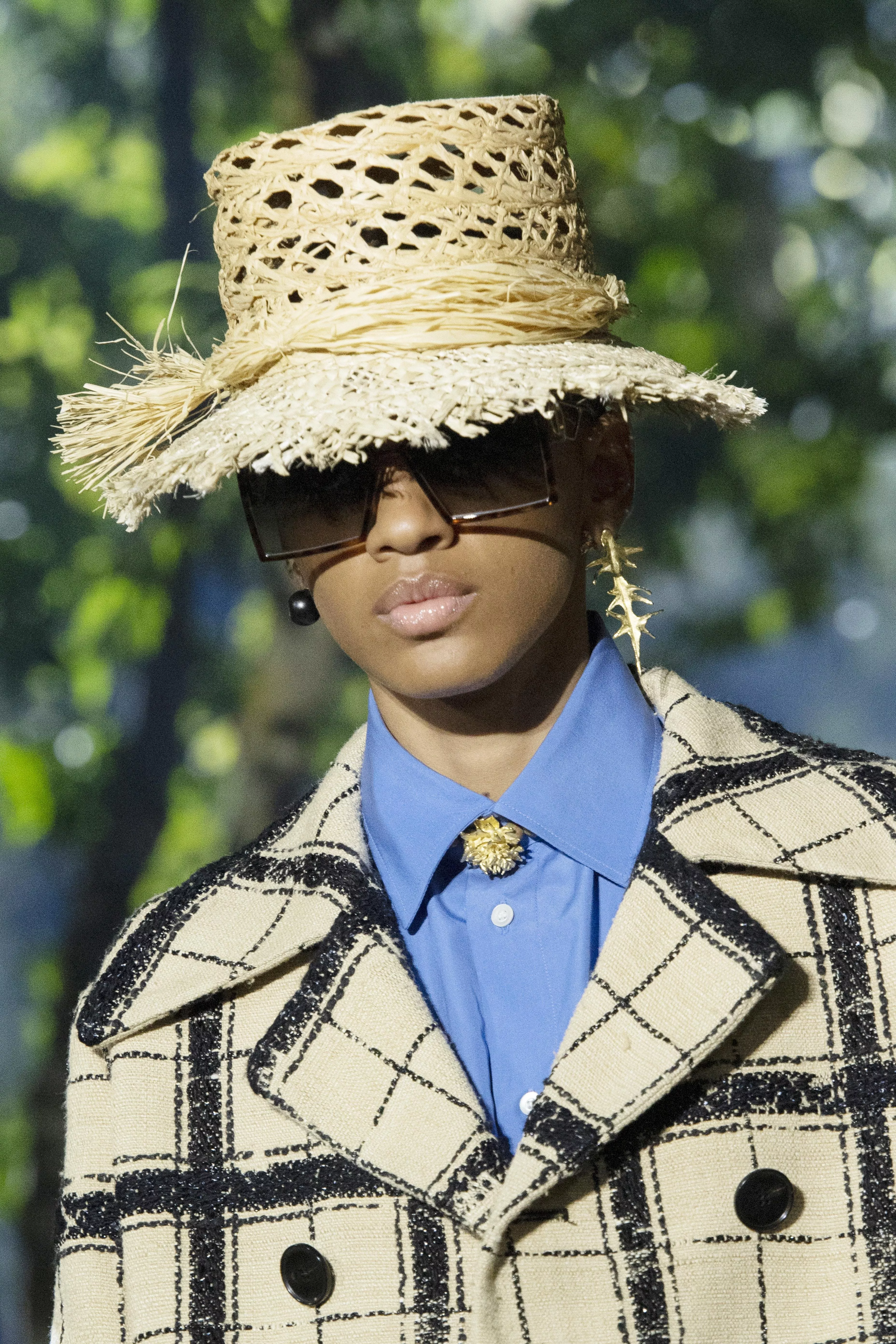 Dior تقدّم النظارات الشمسية ‏30 Montaigne