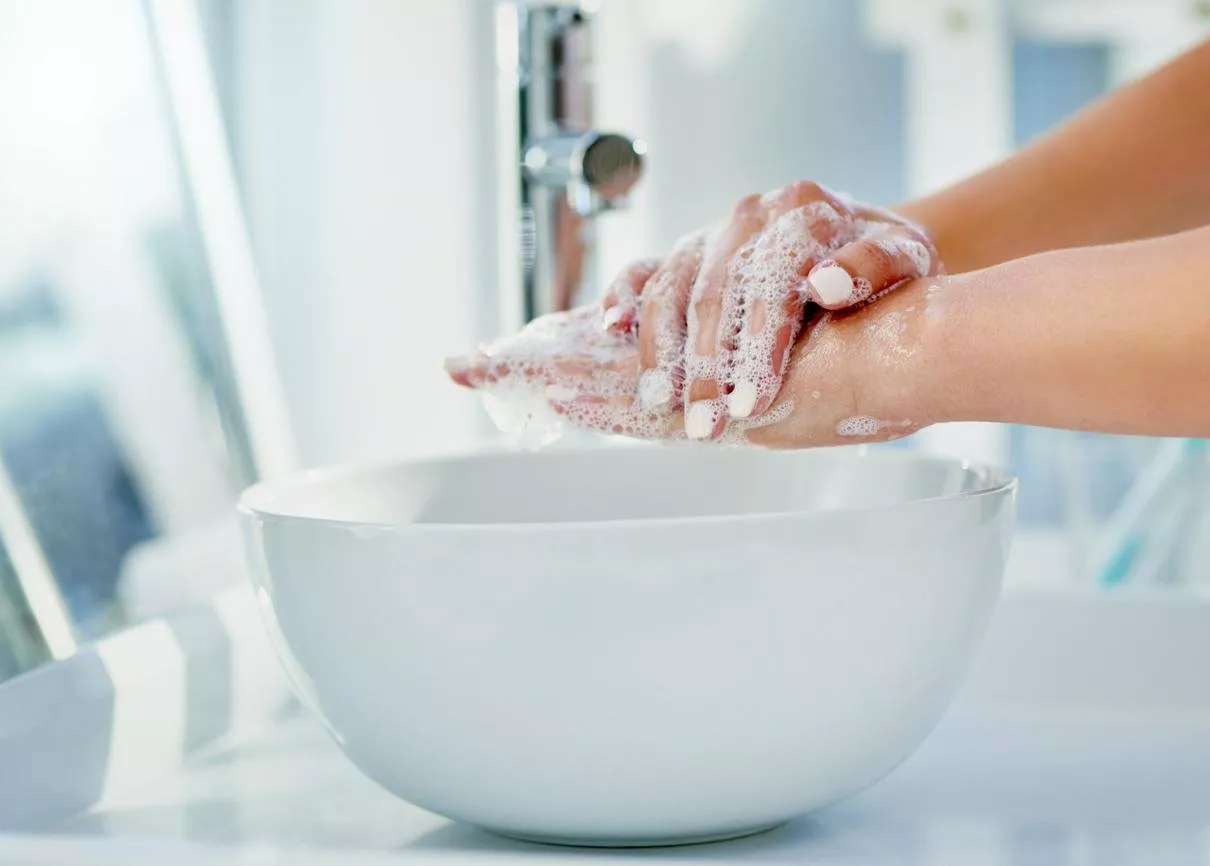 الصابون الصلب أم السائل: أيهما أفضل في تنظيف اليدين، للوقاية من فيروس كورونا؟