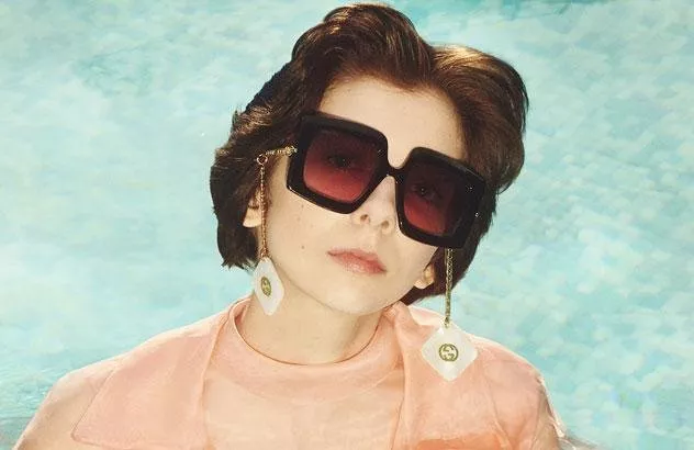 غوتشي تطلق مجموعة محدودة الإصدار من النظارات الشمسية حصرياً على موقع Gucci.Com