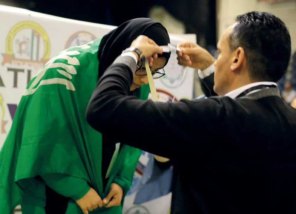 مقابلة خاصة مع زهراء القرشي: أول سعودية تفوز بميدالية ذهبية في مسابقة الكيك بوكسينغ
