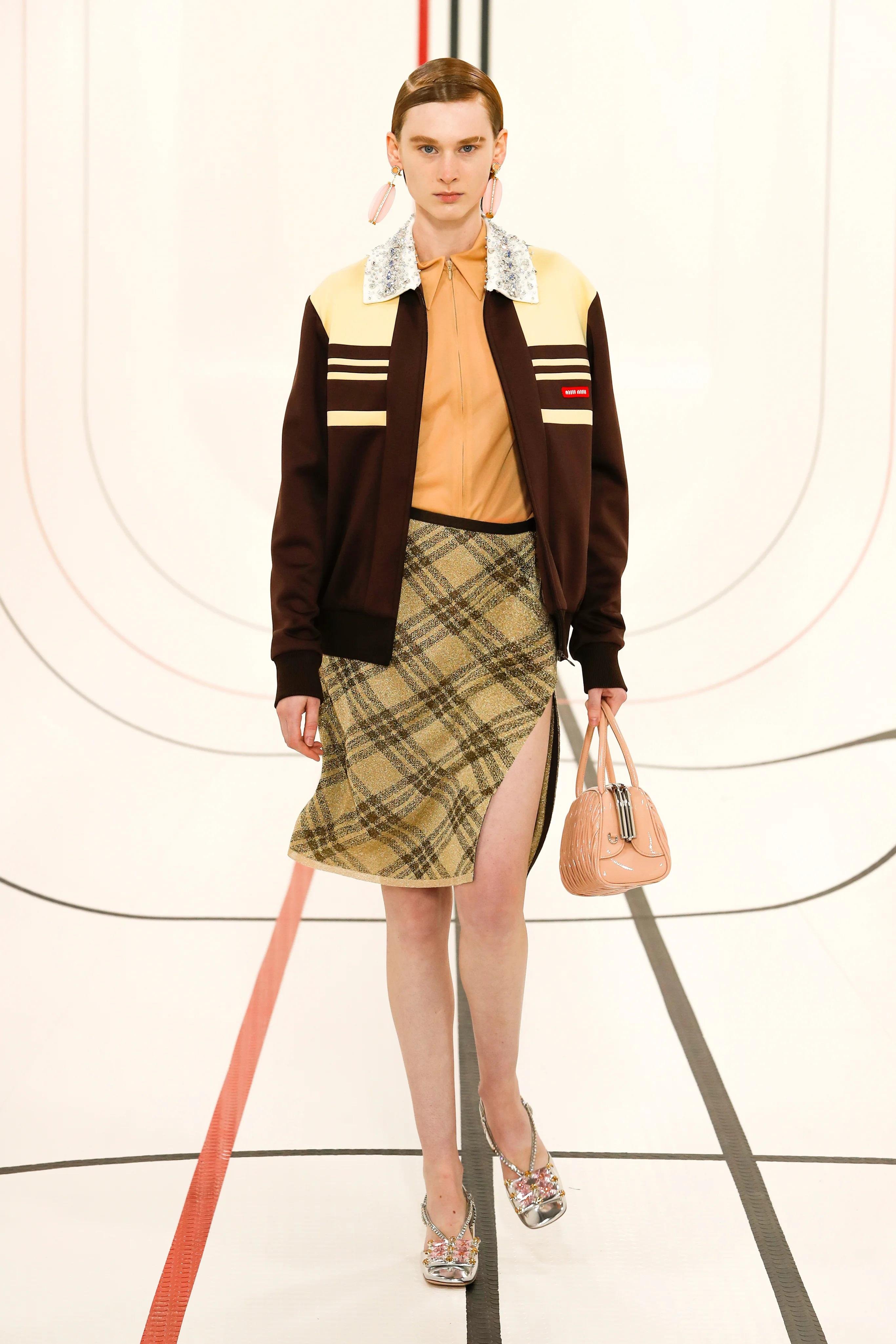 ميو ميو Miu Miu أسبوع الموضة الباريسي fashion week
