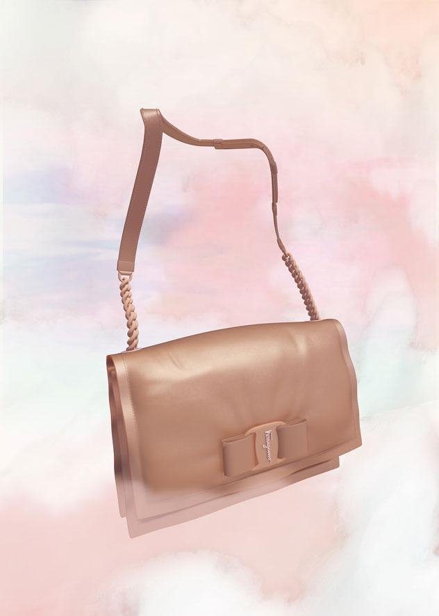 مجموعة أزياء Salvatore Ferragamo - حقيبة Viva Bow - مجموعة Viva