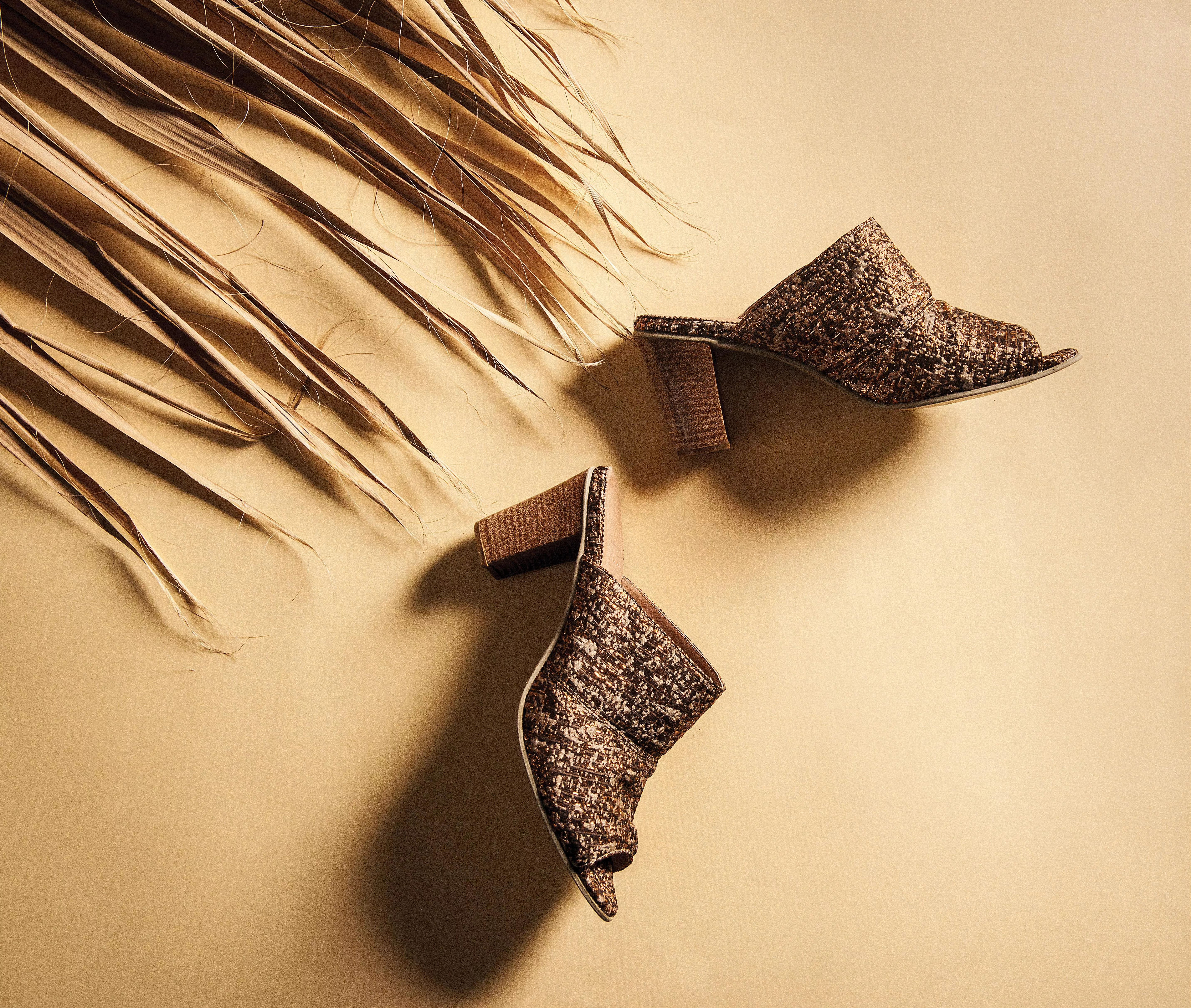 دار NooN Footwear: أحذية البابوش تميّز تصاميمها وتعكس الأسلوب العربي