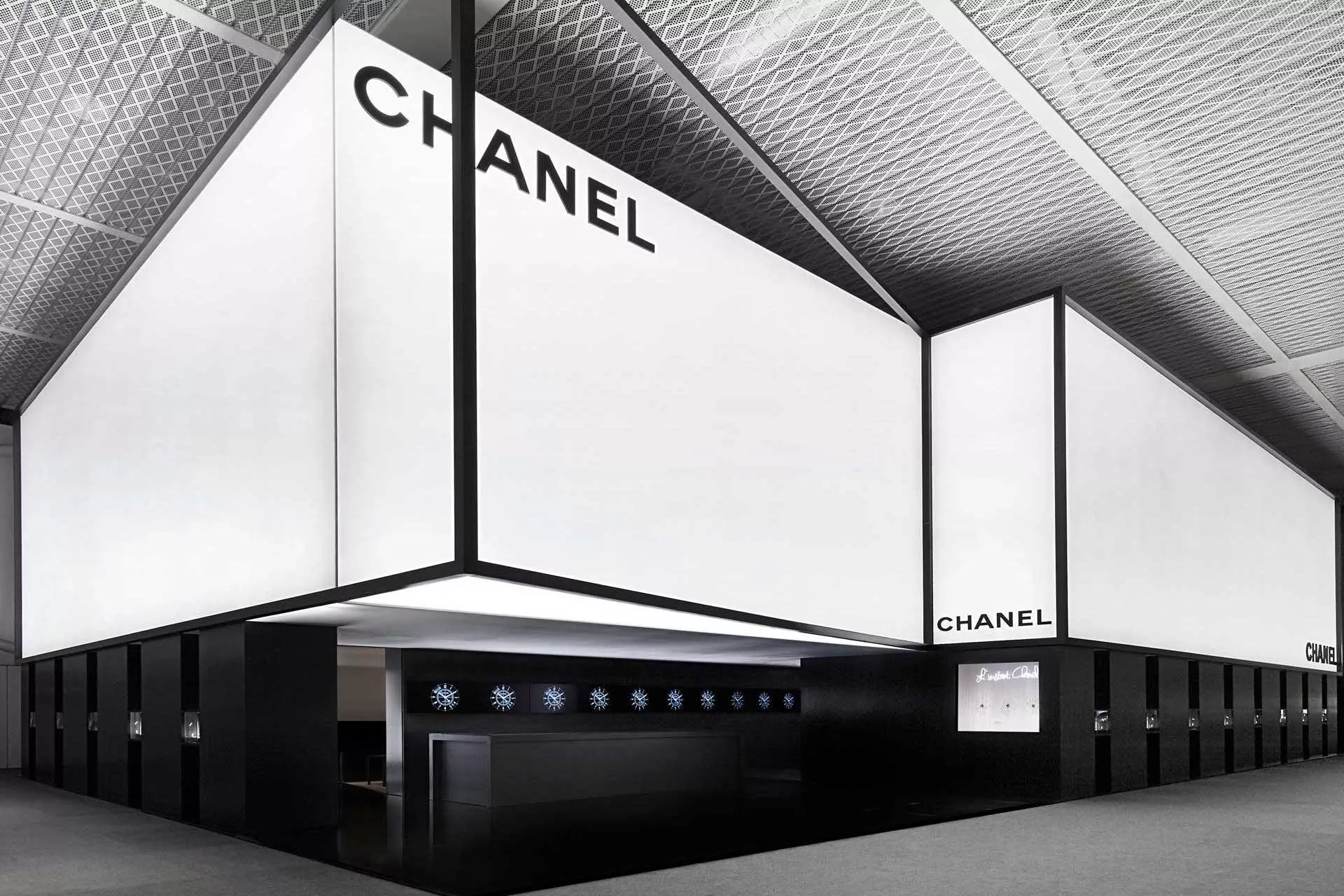Chanel وغيرها من العلامات التجارية تغادر معرض Baselworld للساعات