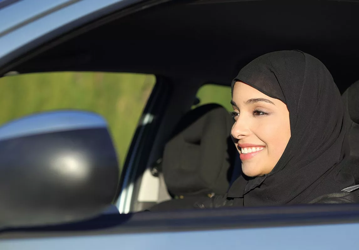 مقابلات مع نساء بدأن بقيادة السيارة في المملكة العربية السعودية