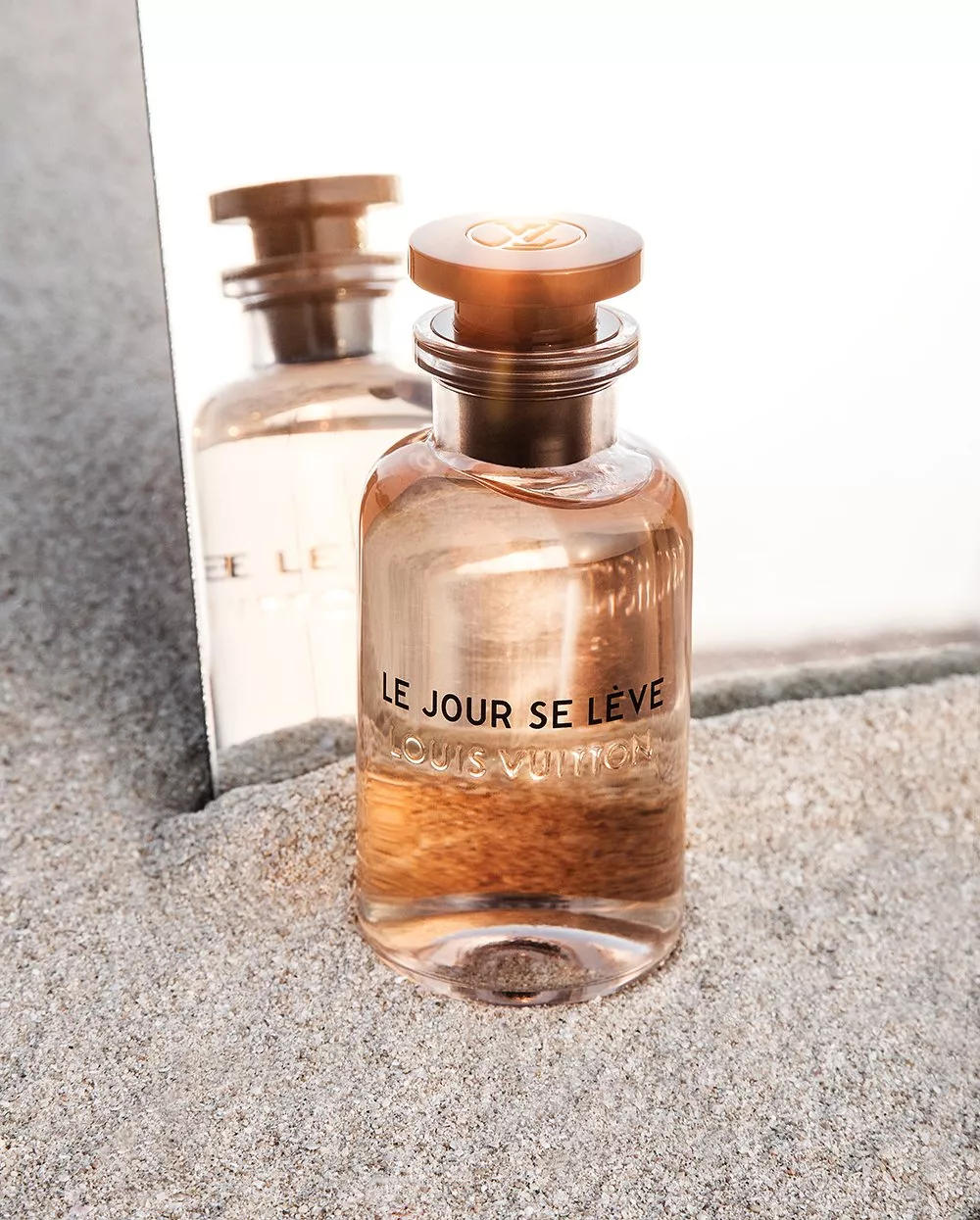 جلسة تصوير خاصة بمجموعة Les Parfums من Louis Vuitton