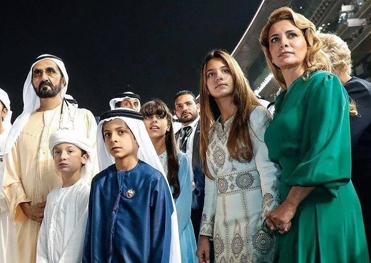 كأس دبي العالمي للخيل 2019: حضور لافت للأميرة هيا بنت الحسين وعائلتها، الإعلاميّات ومدوّنات الجمال والموضة