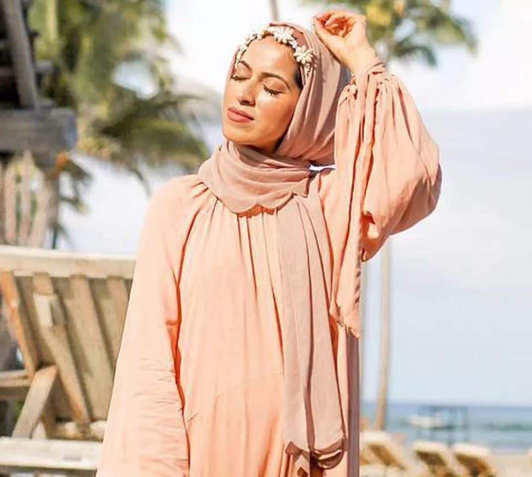 اكسسوارات حجاب: 5 موديلات للوك ملفت وبعيد عن المألوف