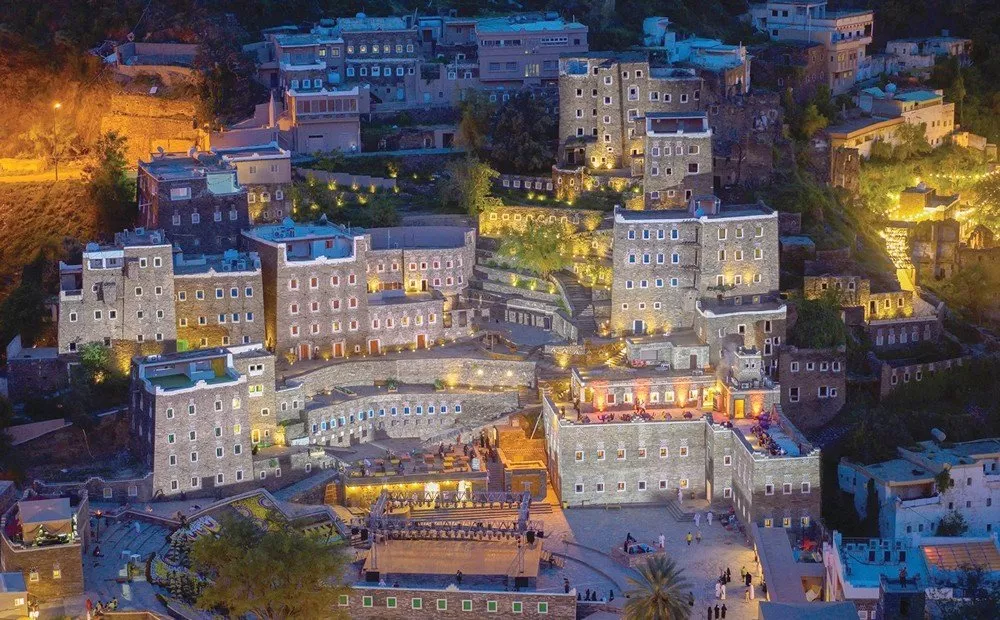 في حدثٍ لافت، إدراج قرية رجال ألمع السعودية على قائمة أفضل القرى السياحية في العالم