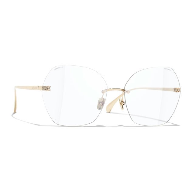مجموعة نظارات شانيل لربيع 2022