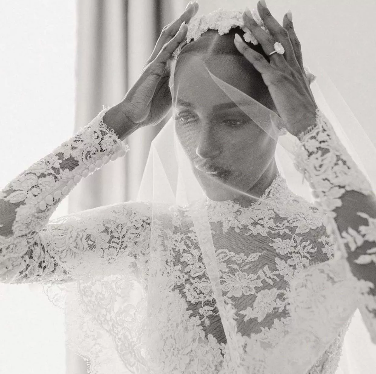 فستان زفاف العارضة الأميركية Jasmine Tookes من زهير مراد: ساحر، فخم  وأنثوي