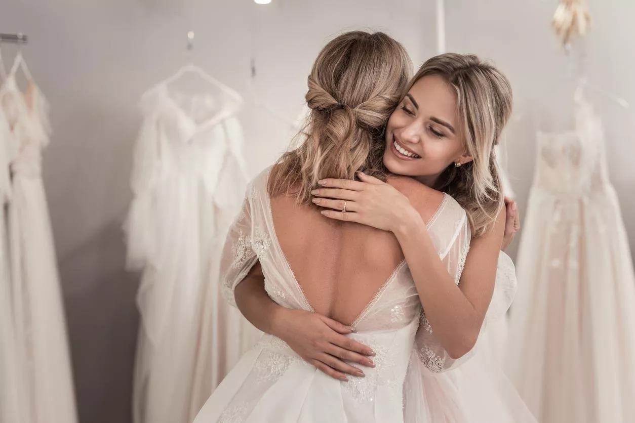 6 طرق لدعم ومساعدة صديقتكِ العروس قبل يوم زفافها