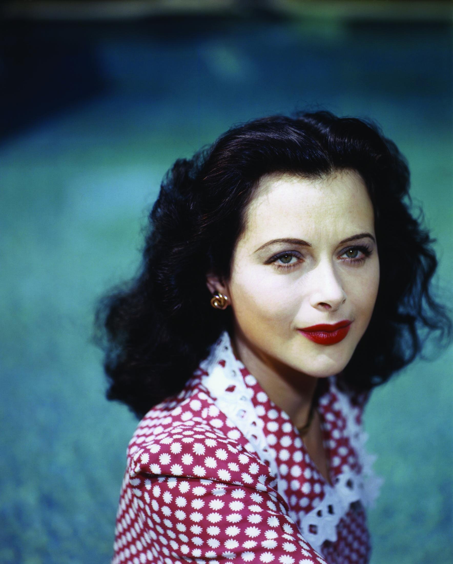 معايير الجمال جمال  Hedy Lamarr