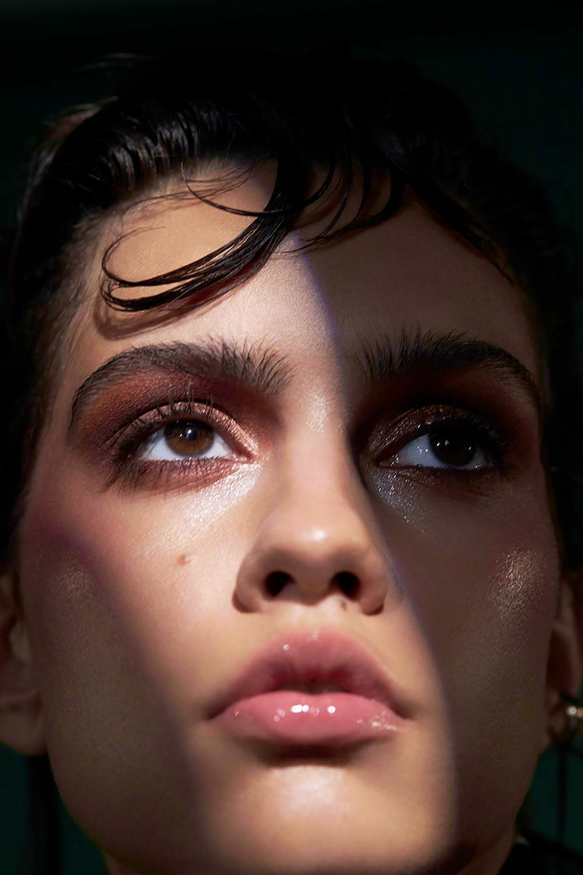 جلسة تصوير خاصة مجلة جمالك مكياج شانيل CHANEL