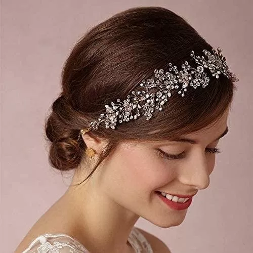 أجمل اكسسوارات شعر لعروس 2021: ابتاعي منها لتسريحة مميّزة يوم زفافكِ