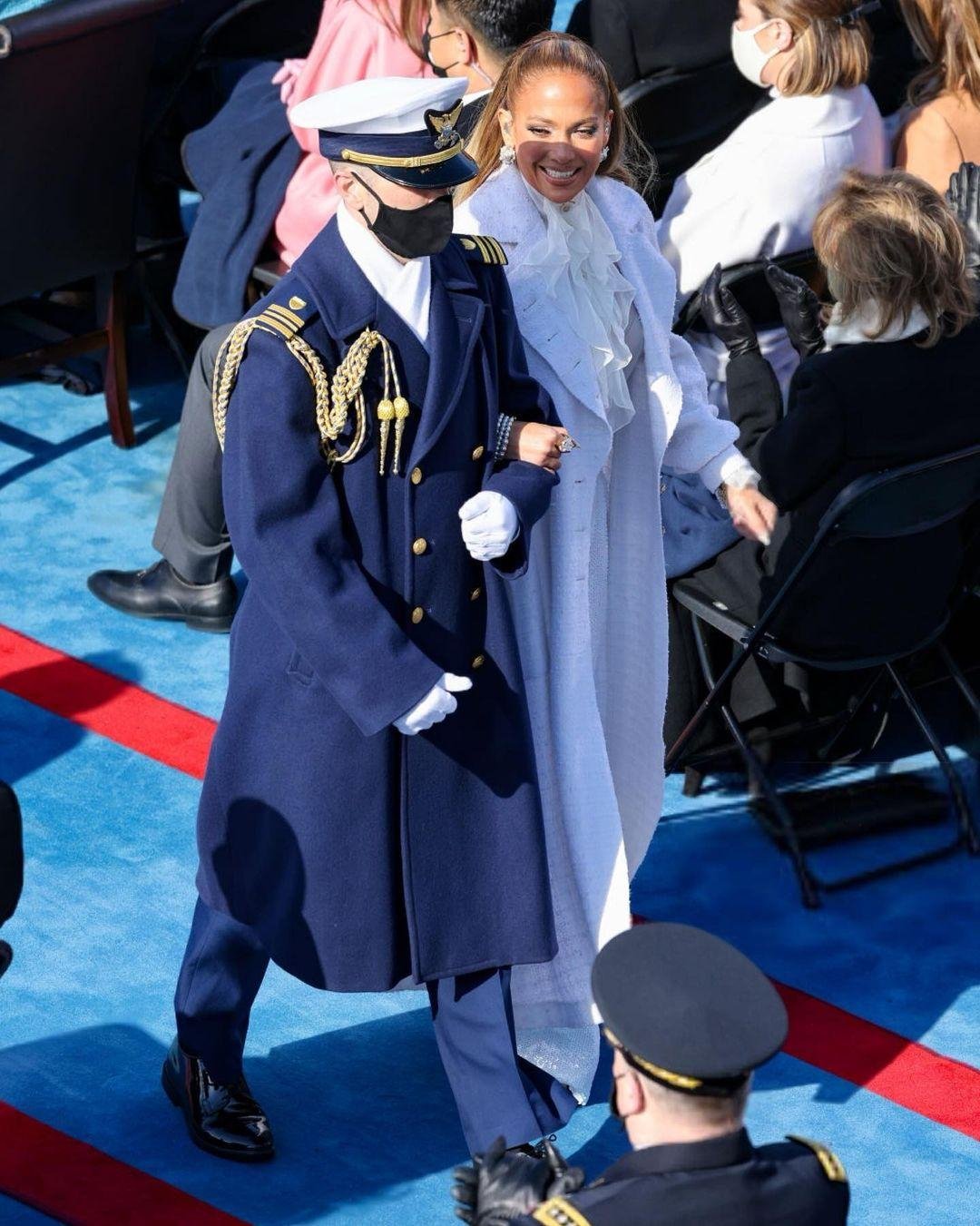 تنصيب جو بايدن رئيساً للولايات المتحدة جينيفر لوبيز jennifer lopez