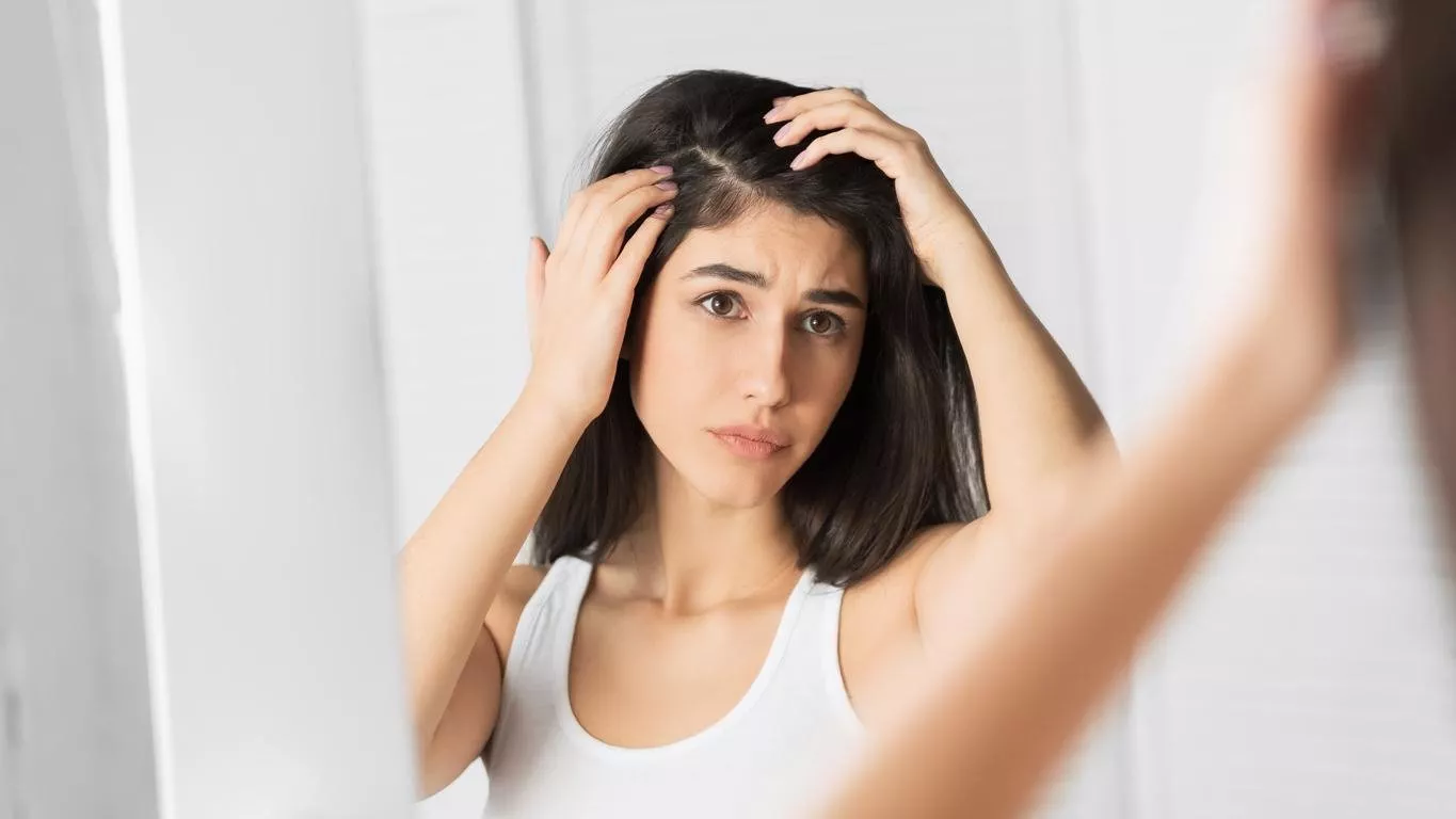 لنتحدّث عن اكزيما الشعر... هذه هي أسبابها وطرق علاجها