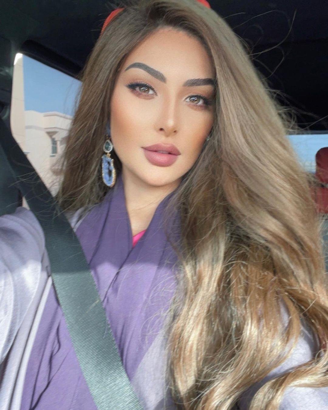 صور نور الغندور قبل وبعد 2021