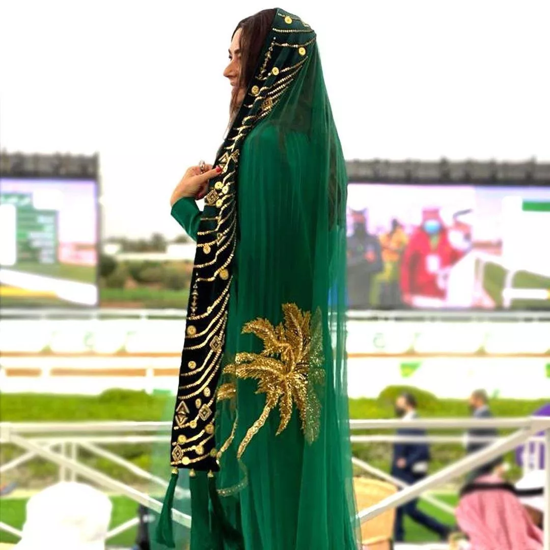 أبرز إطلالات وجوه السوشيل ميديا والمدوّنات السعوديات، في كأس السعودية 2021 لسباق الخيل
