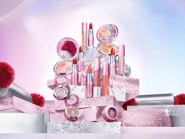 MAC Cosmetics تُطلق مجموعة مكياج Frosted Firework لموسم أعياد 2020