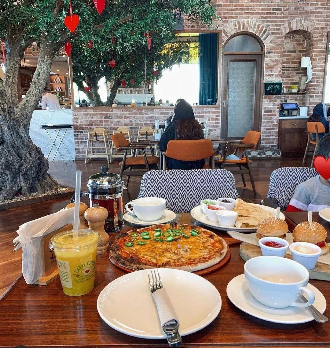 أفضل 8 مقاهي شاي في جدة تقدّم نكهات لذيذة ومختلفة