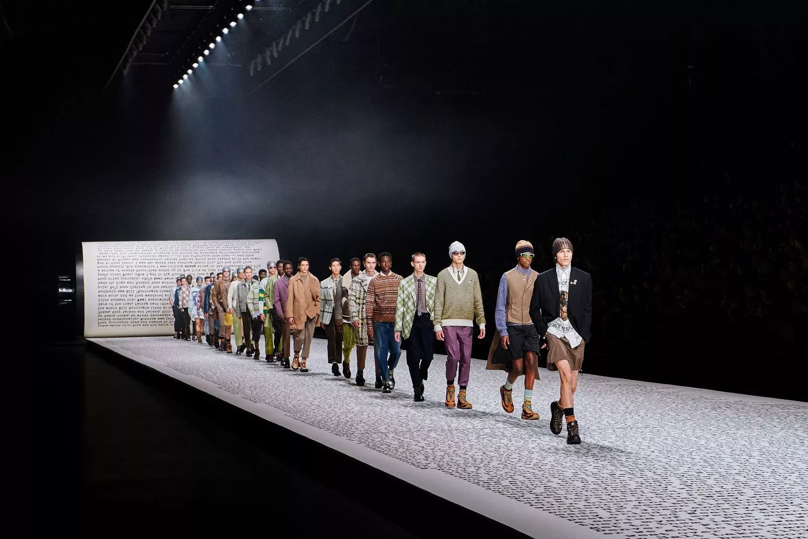 دار Dior تطلق مجموعتها الرجالية لموسم خريف 2022