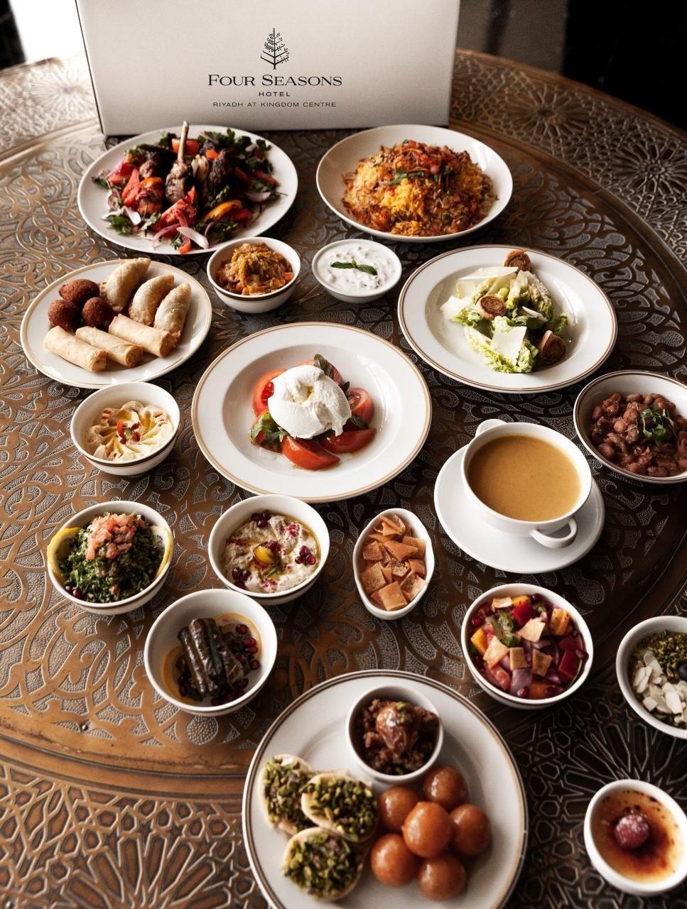خدمة توصيل افطار رمضان من فندق فور سيزونز الرياض جدة