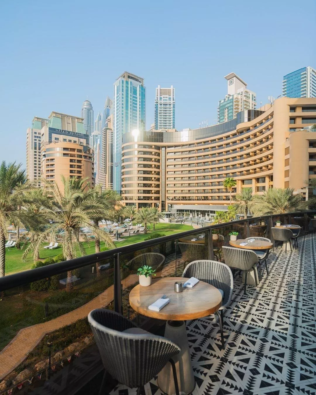 افضل فنادق ومنتجعات في الامارات: ضعيها على قائمة وجهاتكِ في هذا البلد