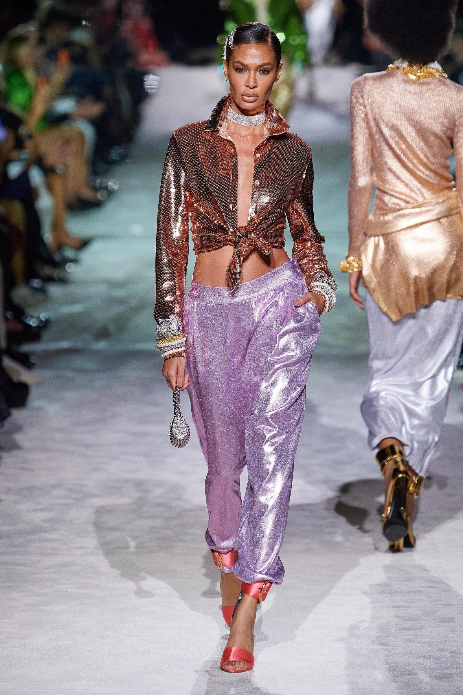 اسبوع الموضة نيويورك ربيع وصيف 2022 توم فورد tom ford