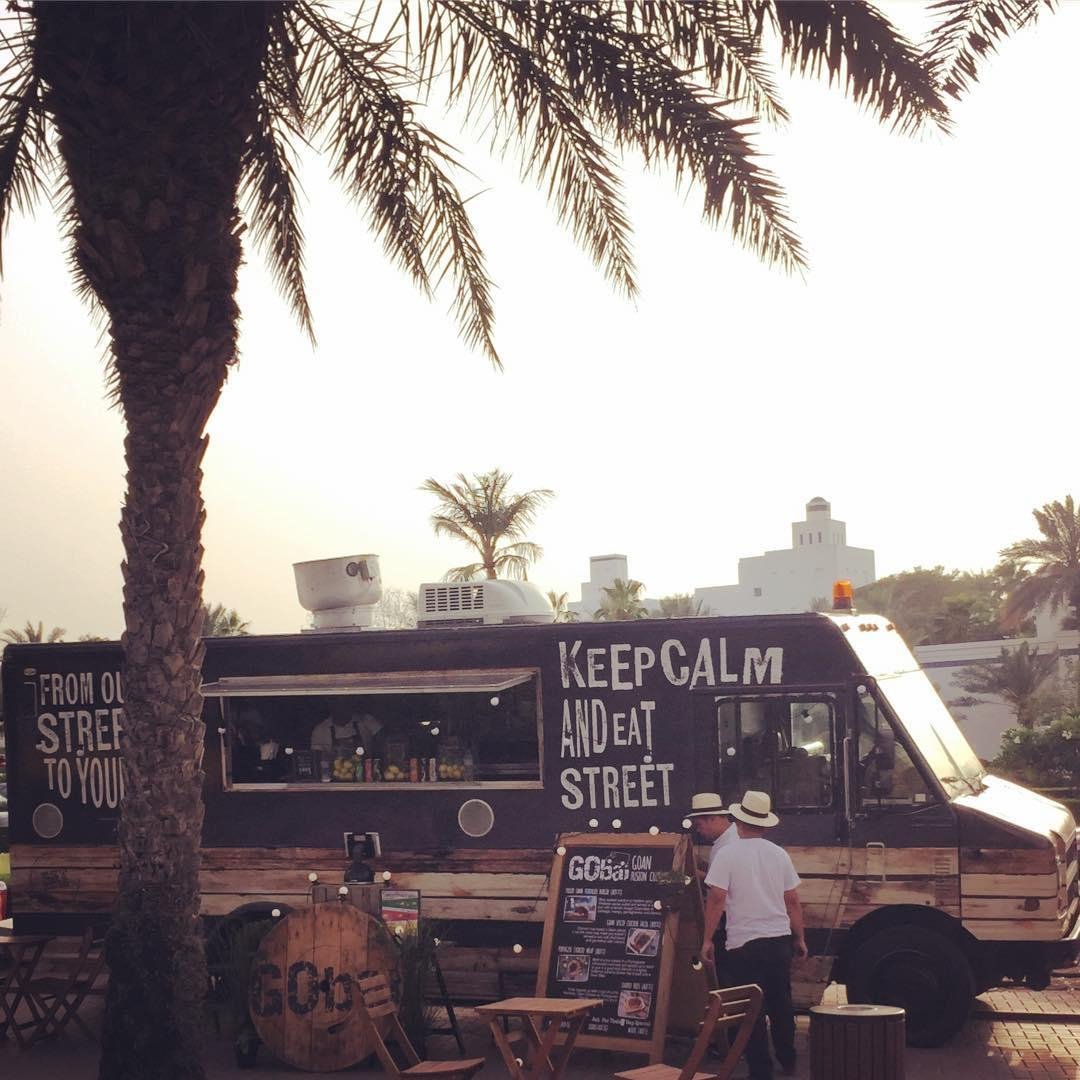 عربات الطعام   الامارات   دبي   اكلات   مطاعم   عربة الطعام 