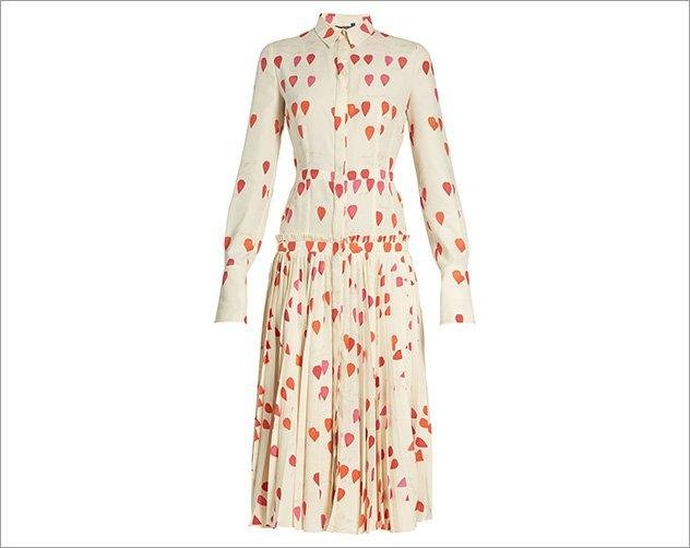 فستان من Alexander McQueen، تجدينه لدى Matchesfashion.com