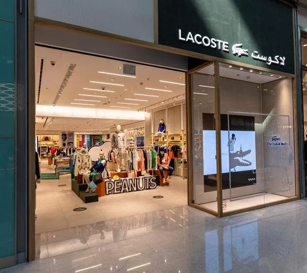 Lacoste تفتتح متجرها الجديد في دبي مول وتطلق تجربة Le Club Evolution للبيع بالتجزئة