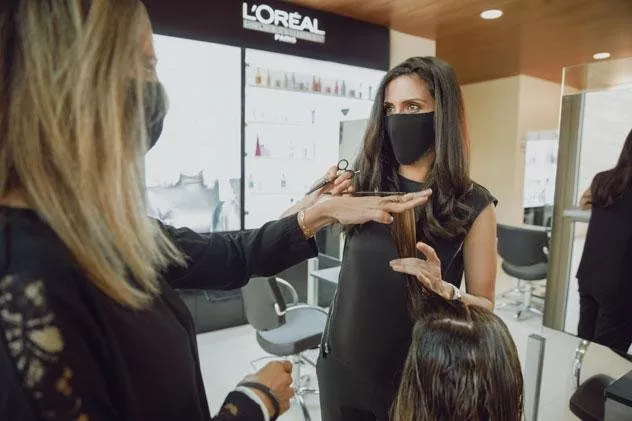 لوريال تطلق برنامج تدريبي مهني في السعودية لتجميل الشعر والعناية به، بشراكة بين عمادة خدمة المجتمع والتعليم المستمر