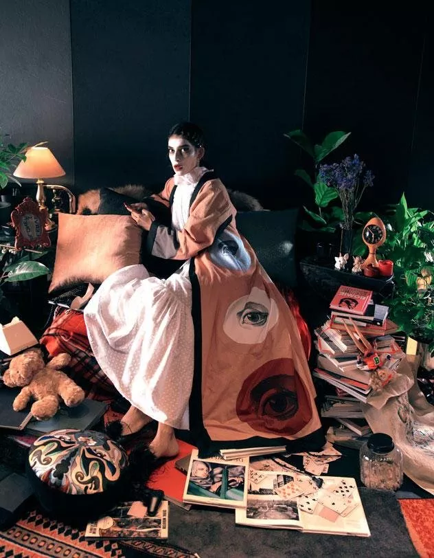 دار حسين بظاظا تُطلق مجموعات ملابس النوم والرداءات المنزلية بعنوان مشروع العزلة عدد 1