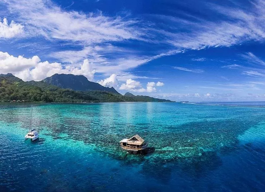 ما هي أفضل الأماكن السياحية في تاهيتي التي يمكنكِ زيارتها لتجربة ممتعة؟