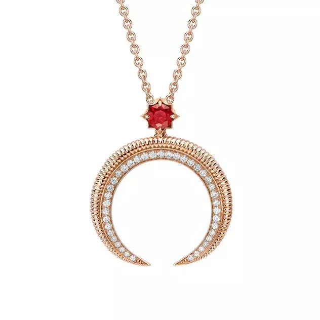 دار Fabergé تطرح مجموعة مجوهرات هلال المرصّعة بالياقوت بمناسبة عيد الفطر 2021