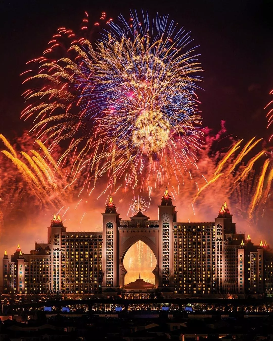 أبرز عروض دبي بمناسبة ليلة رأس السنة 2021