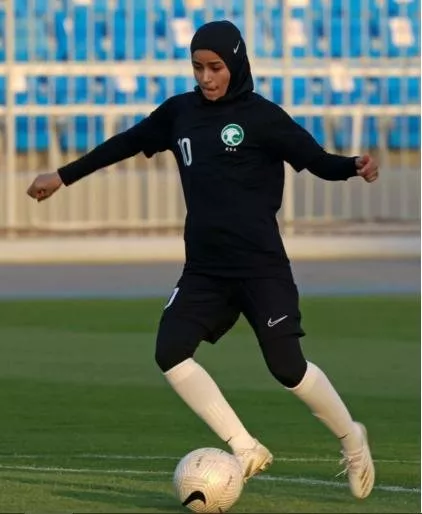إطلاق النسخة الأولى من الدوري السعودي لكرة القدم للسيدات... خطوة نسائية تاريخية