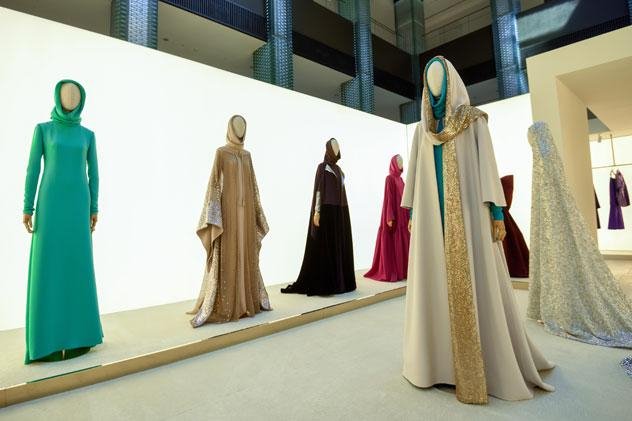 فعاليات #قطر_تبدع - فعاليات QatarCreates# - مجموعة أزياء ڤالنتينو - مجموعة التصاميم الراقية عبايا - مجموعة التصاميم الراقية Abaya
