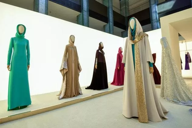 ڤالنتينو تطلق مجموعة التصاميم الراقية عبايا Abaya للعام 2021