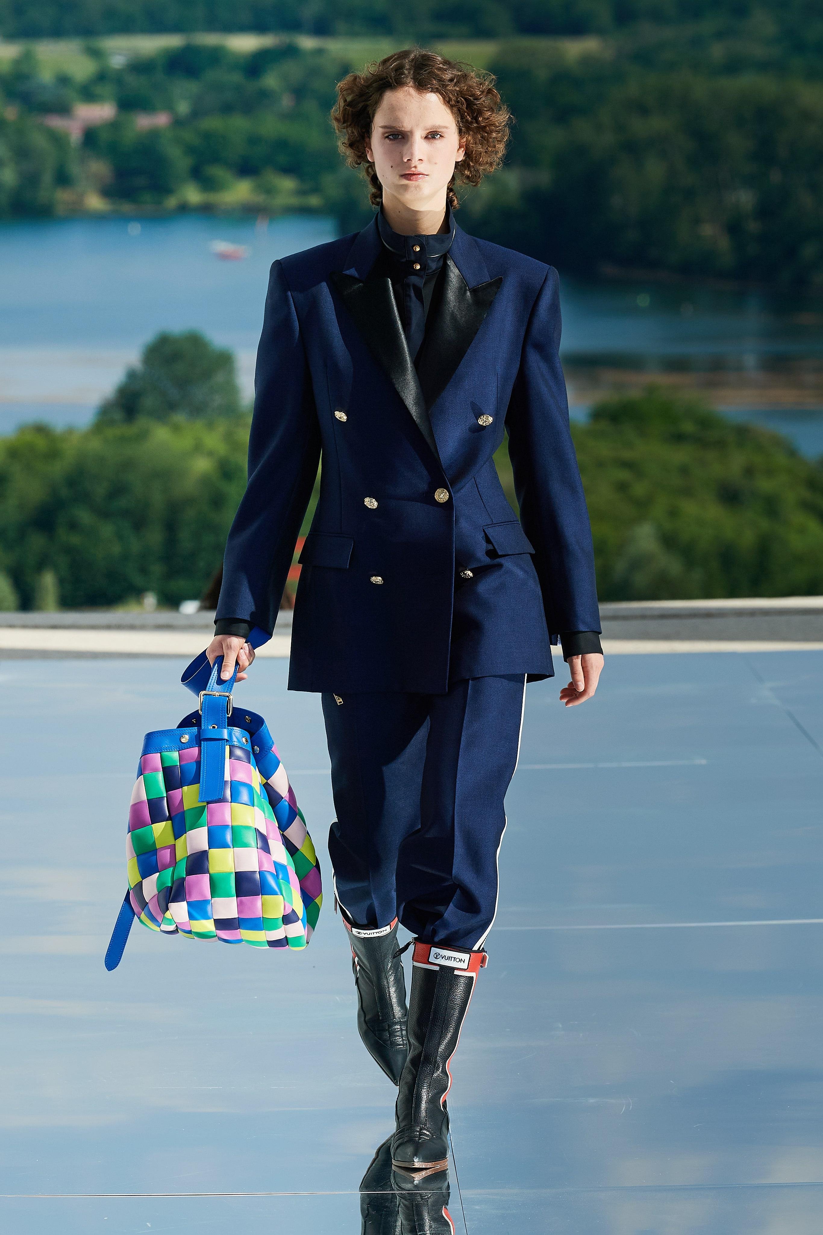 لويس فيتون ربيع 2022  louis vuitton