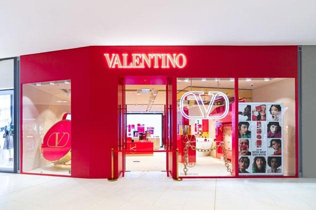 متجر Valentino Beauty المؤقت بدبي مول