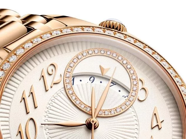 ڤاشرون كونستنتان تطلق نسخة جديدة من طراز ساعة إيجري سلف-ويندنغ