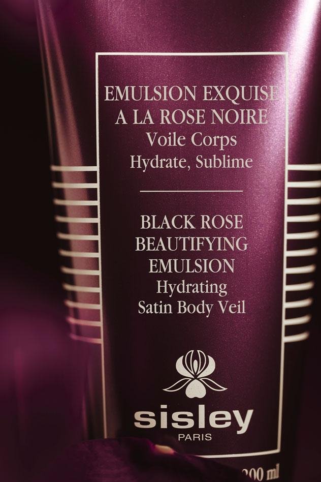 مجموعة مستحضرات سيسلي - مستحلب بلاك روز بيوتيفاينغ إيمالجن Black Rose Beautifying Emulsion