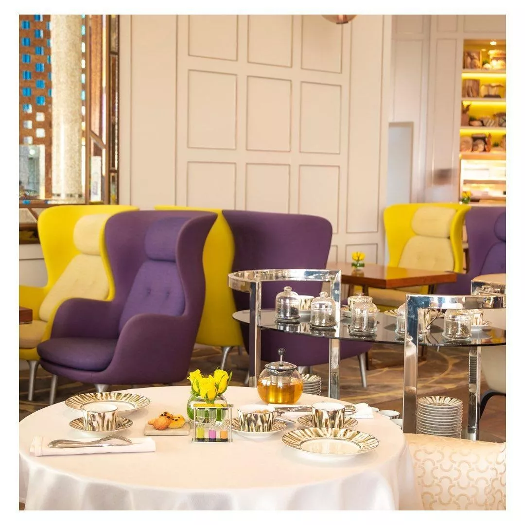 أفضل 8 مقاهي شاي في دبي لتستمتعي بجلسة رائعة مع ألذّ النكهات
