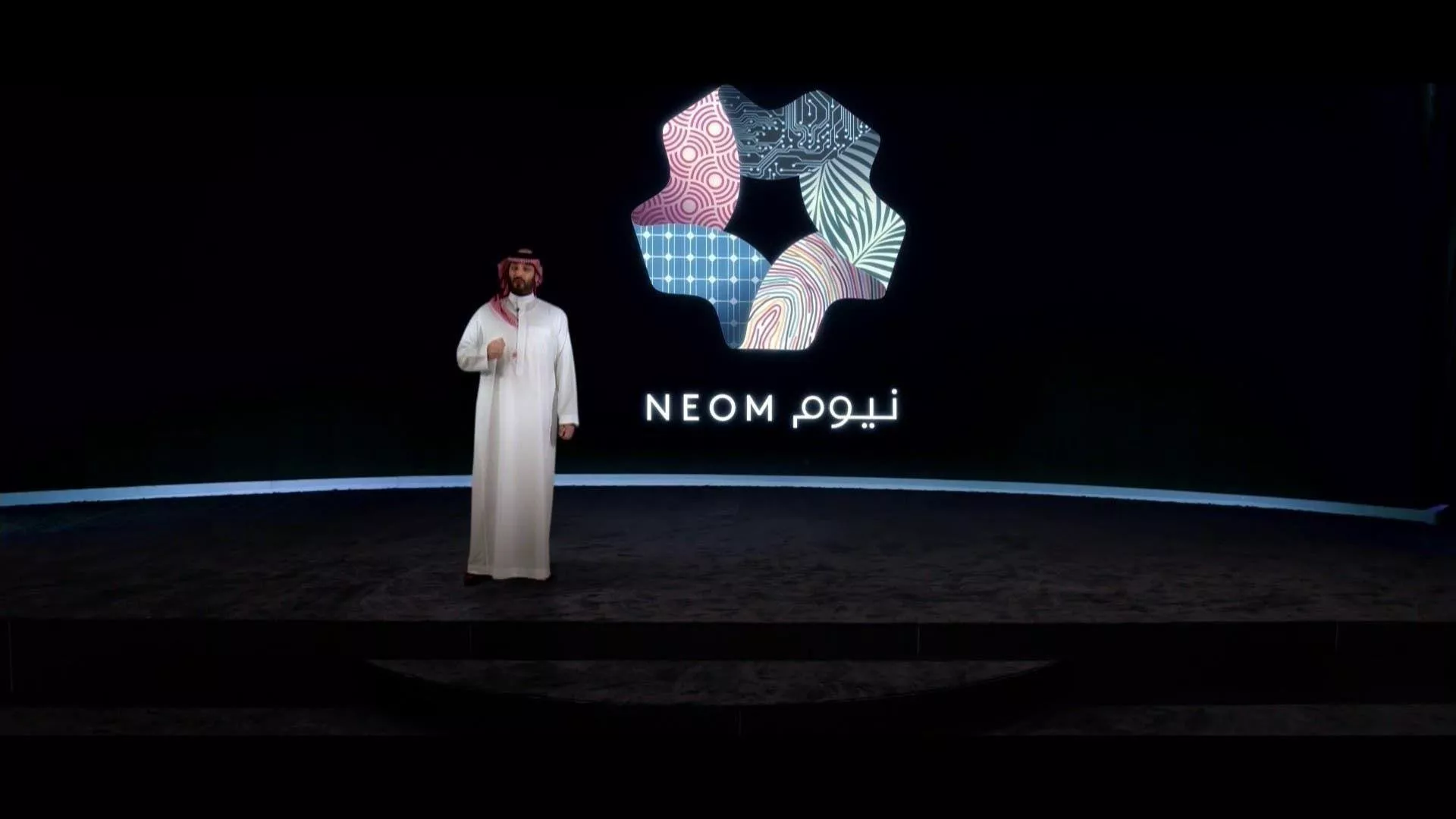 الأمير محمد بن سلمان يعلن عن إطلاق مشروع مدينة ذا لاين في نيوم